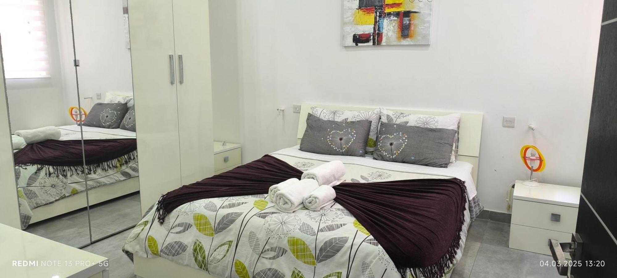One Bedroom Tea Apartment Il-Gzira Esterno foto